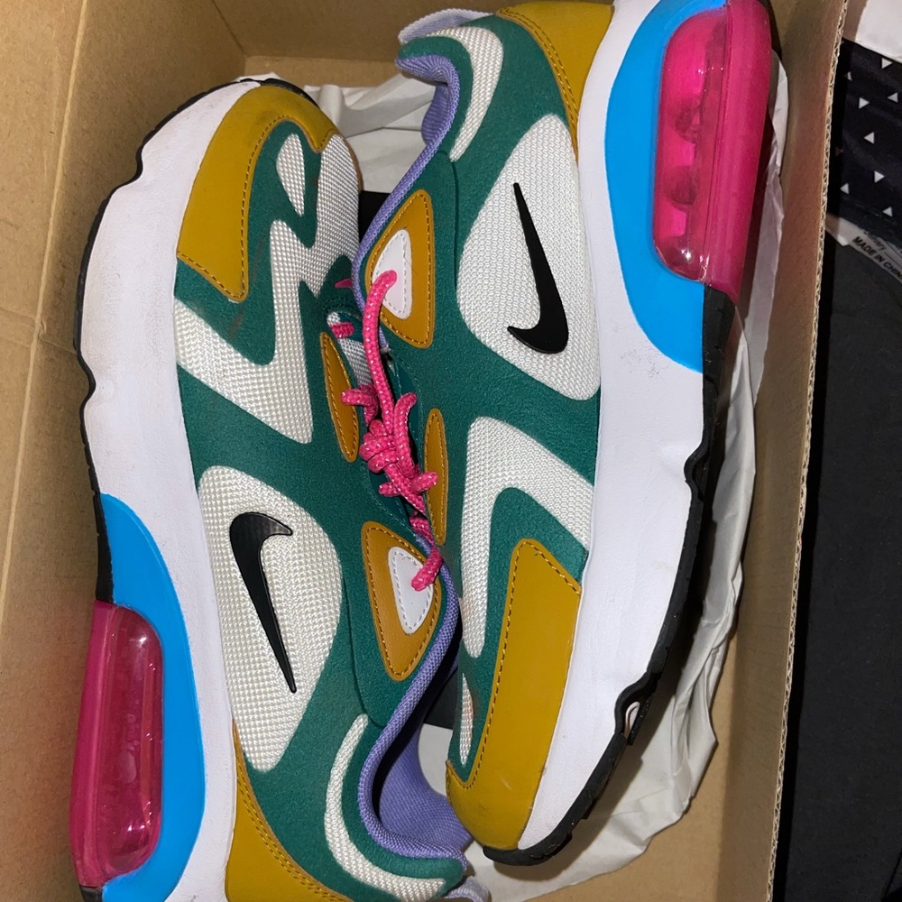 Nike shoes